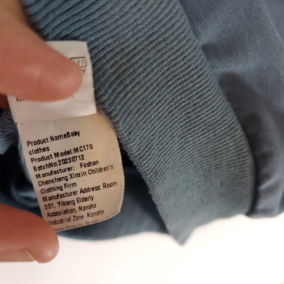 Adorable Blue/Grey Boys Long Slv Crew Neck Sweater "Little Dude" Sz 5T - Picture 8 of 8